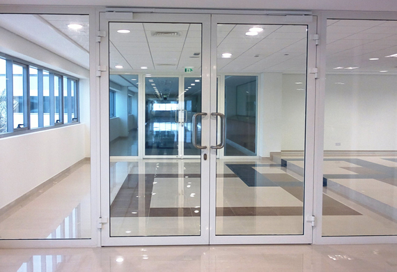 Porte, Finestre e divisori in vetro a De Angeli Milano (9)